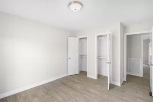 327 Windward Dr, League City, TX 77573 - Photo 14