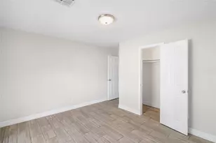 327 Windward Dr, League City, TX 77573 - Photo 22