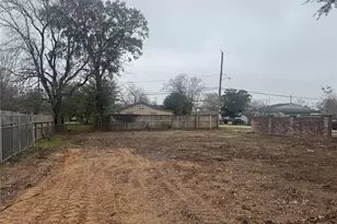 7031 England St, Houston, TX 77021 - Photo 2