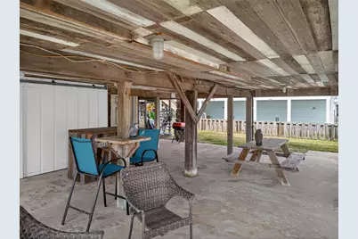 16618 Bermuda Way, Jamaica Beach, TX 77554 - Photo 14