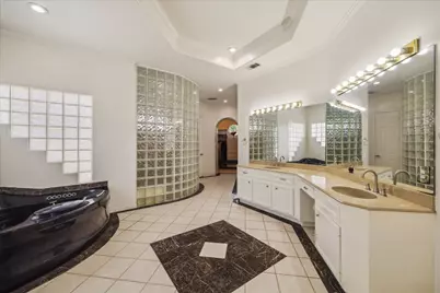 14 Lake Mist Court, Sugar Land, TX 77479 - Photo 20