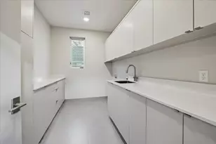 2129 Quenby St, Houston, TX 77005 - Photo 14