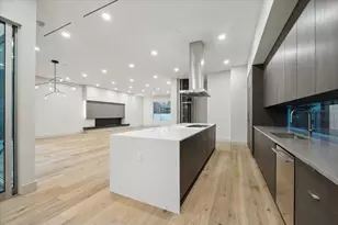 2129 Quenby St, Houston, TX 77005 - Photo 8