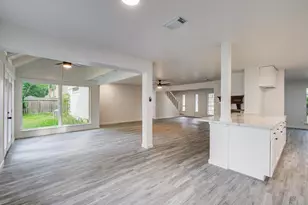 534 Robert E Lee Dr, Conroe, TX 77302 - Photo 8