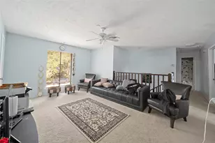 2822 Colonial Dr, Sugar Land, TX 77479 - Photo 14