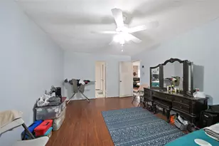 2822 Colonial Dr, Sugar Land, TX 77479 - Photo 12