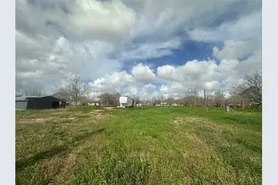 1925 County Road 543, Angleton, TX 77515 - Photo 8