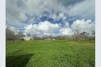 1925 County Road 543, Angleton, TX 77515 - Photo 2