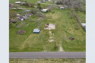 1925 County Road 543, Angleton, TX 77515 - Photo 4