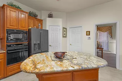529 Stephen F Austin Drive, Conroe, TX 77302 - Photo 20