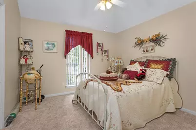 529 Stephen F Austin Drive, Conroe, TX 77302 - Photo 36