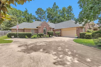 529 Stephen F Austin Drive, Conroe, TX 77302 - Photo 4