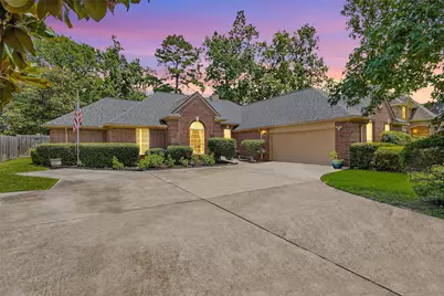 529 Stephen F Austin Drive, Conroe, TX 77302 - Photo 2
