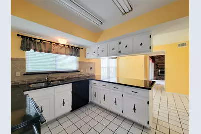 18318 Wild Willow Lane, Katy, TX 77449 - Photo 10