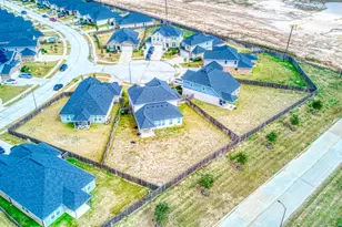 8106 Royal Palm Ct, Fulshear, TX 77441 - Photo 6