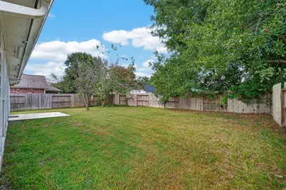 3907 Vinecrest Drive, Pearland, TX 77584 - Photo 20