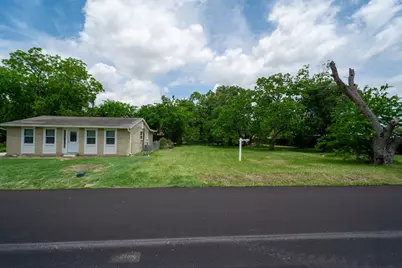 402 Bay Oaks Drive, La Porte, TX 77571 - Photo 10