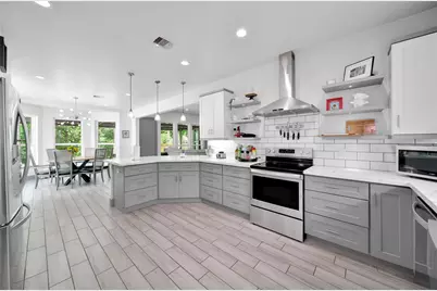 28402 Calaveras Creek Court, Houston, TX 77336 - Photo 16