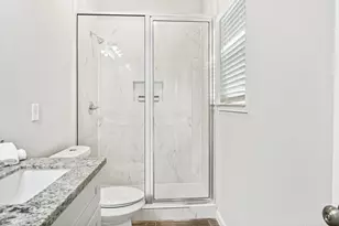 5911 Westover St, Houston, TX 77033 - Photo 12