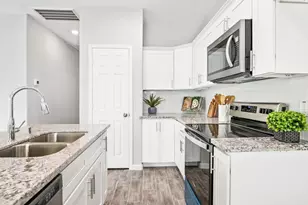 5911 Westover St, Houston, TX 77033 - Photo 1