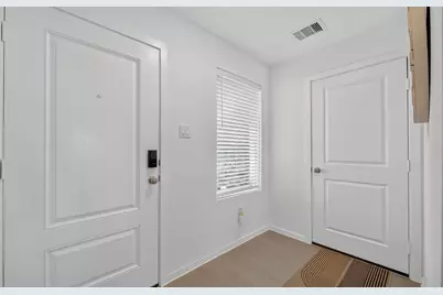 633 Craven Street, Montgomery, TX 77316 - Photo 2