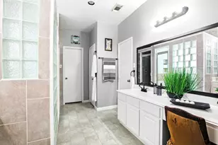 15642 Choke Canyon Dr, Sugar Land, TX 77498 - Photo 20