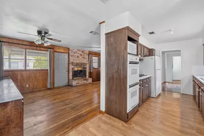 607 Walker Avenue, Cleveland, TX 77327 - Photo 6