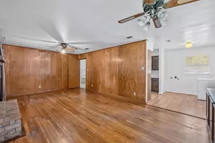 607 Walker Ave, Cleveland, TX 77327 - Photo 4
