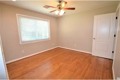 1906 Coulcrest Drive, Houston, TX 77055 - Photo 20