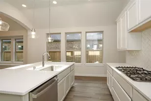 21582 Jordan Pond Ridge, Porter, TX 77365 - Photo 4