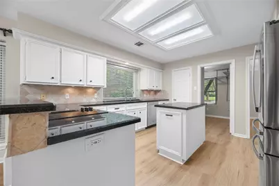7426 Foxton Place Court, Houston, TX 77095 - Photo 10