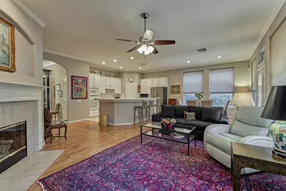 59 W Bellmeade Place, The Woodlands, TX 77382 - Photo 10