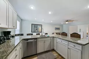 4708 Woodrow Ave, Galveston, TX 77551 - Photo 32