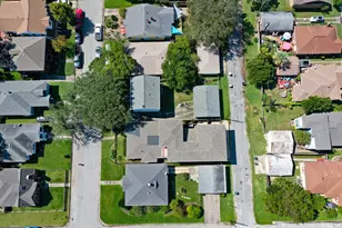 4708 Woodrow Ave, Galveston, TX 77551 - Photo 46