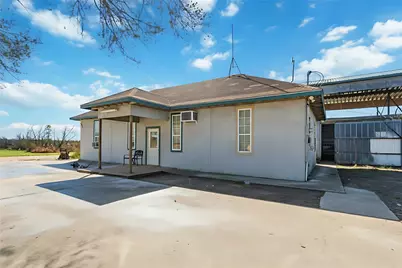 7954 County Road 121, Rosharon, TX 77583 - Photo 2