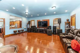 7954 County Rd 121, Rosharon, TX 77583 - Photo 4