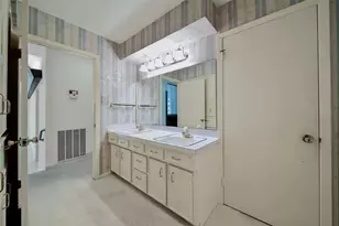 11931 Arbordale Ln, Bunker Hill Village, TX 77024 - Photo 42