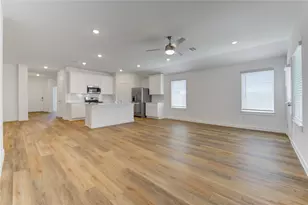 9014 Rose Water Trl, Iowa Colony, TX 77583 - Photo 22