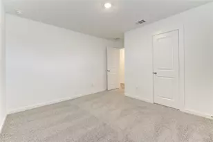 9014 Rose Water Trl, Iowa Colony, TX 77583 - Photo 18