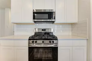 9014 Rose Water Trl, Iowa Colony, TX 77583 - Photo 34