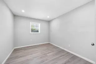 4356 Phlox St, Houston, TX 77051 - Photo 34