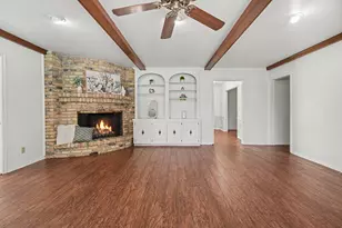 18562 Martinique Dr, Nassau Bay, TX 77058 - Photo 16