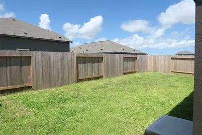 921 Woodhaven Lakes Drive, La Marque, TX 77568 - Photo 18