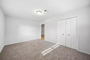 801 Friars Ln, Baytown, TX 77521 - Photo 22