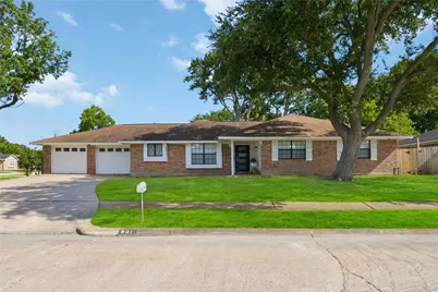 801 Friars Lane, Baytown, TX 77521 - Photo 1