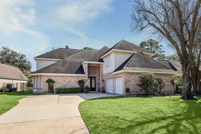2102 N Fountain Valley Drive, Missouri City, TX 77459 - Photo 4