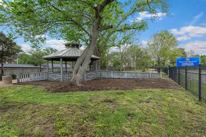 766 Memorial Mews Street #B, Houston, TX 77079 - Photo 24