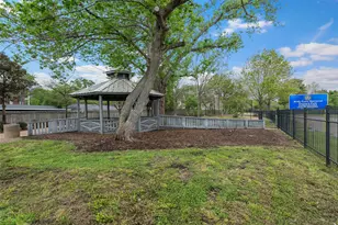 766 Memorial Mews St, Houston, TX 77079 - Photo 24