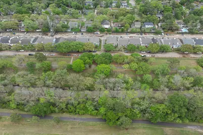 766 Memorial Mews Street #B, Houston, TX 77079 - Photo 26