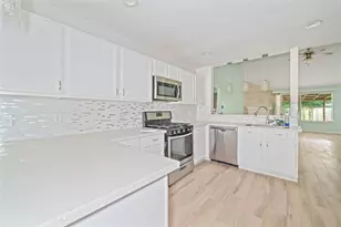 10950 Linden Gate Dr, Houston, TX 77075 - Photo 6
